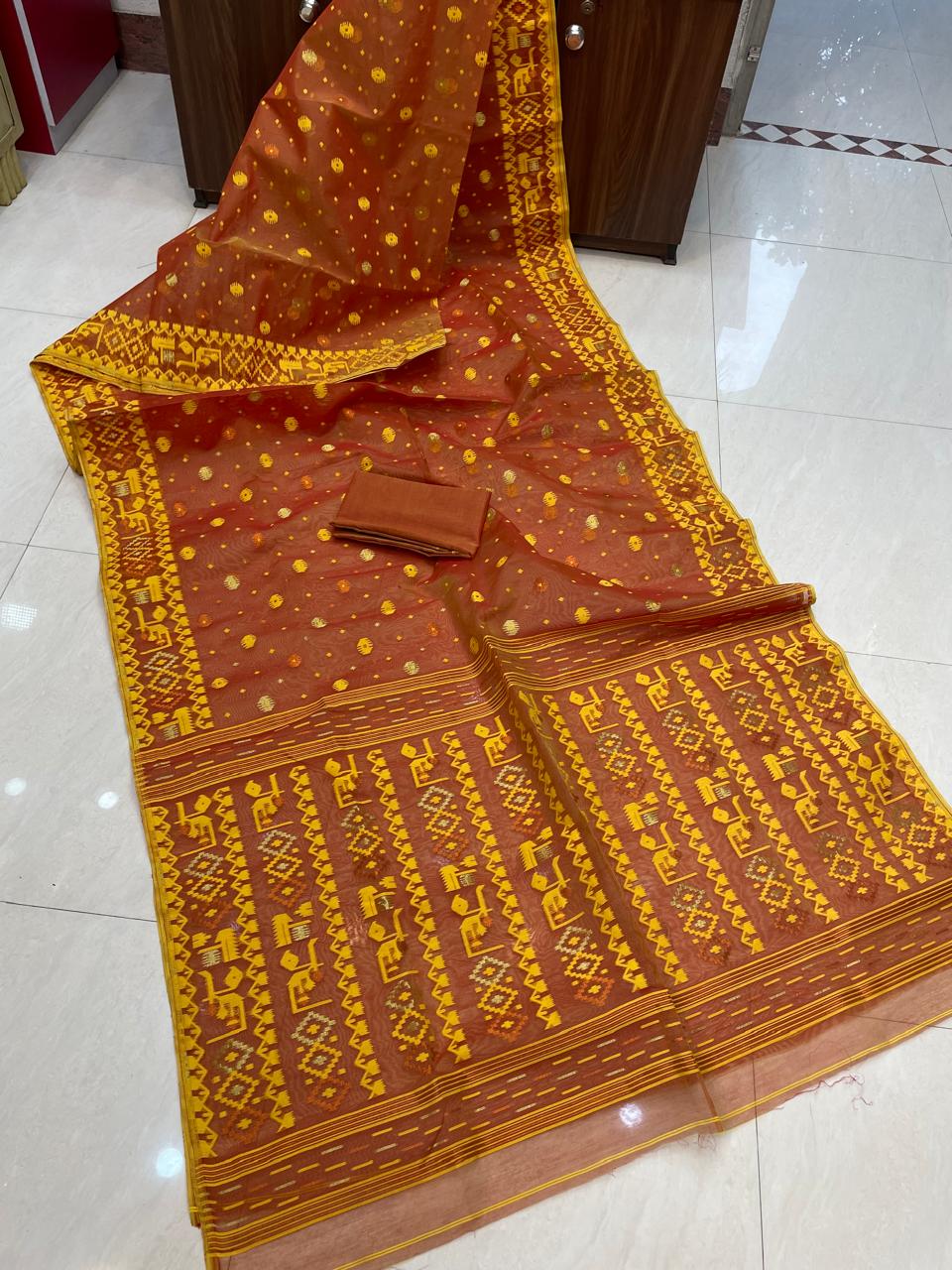 Moonloom Bengal Jamdani Saree