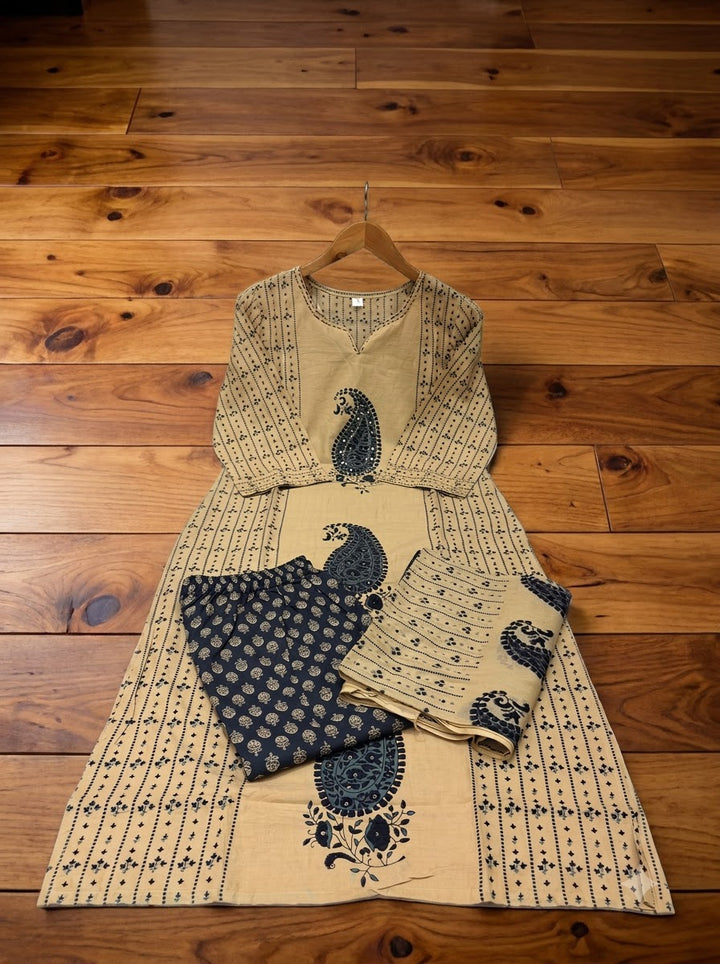 Everyday Elegance Cotton Kurti Set