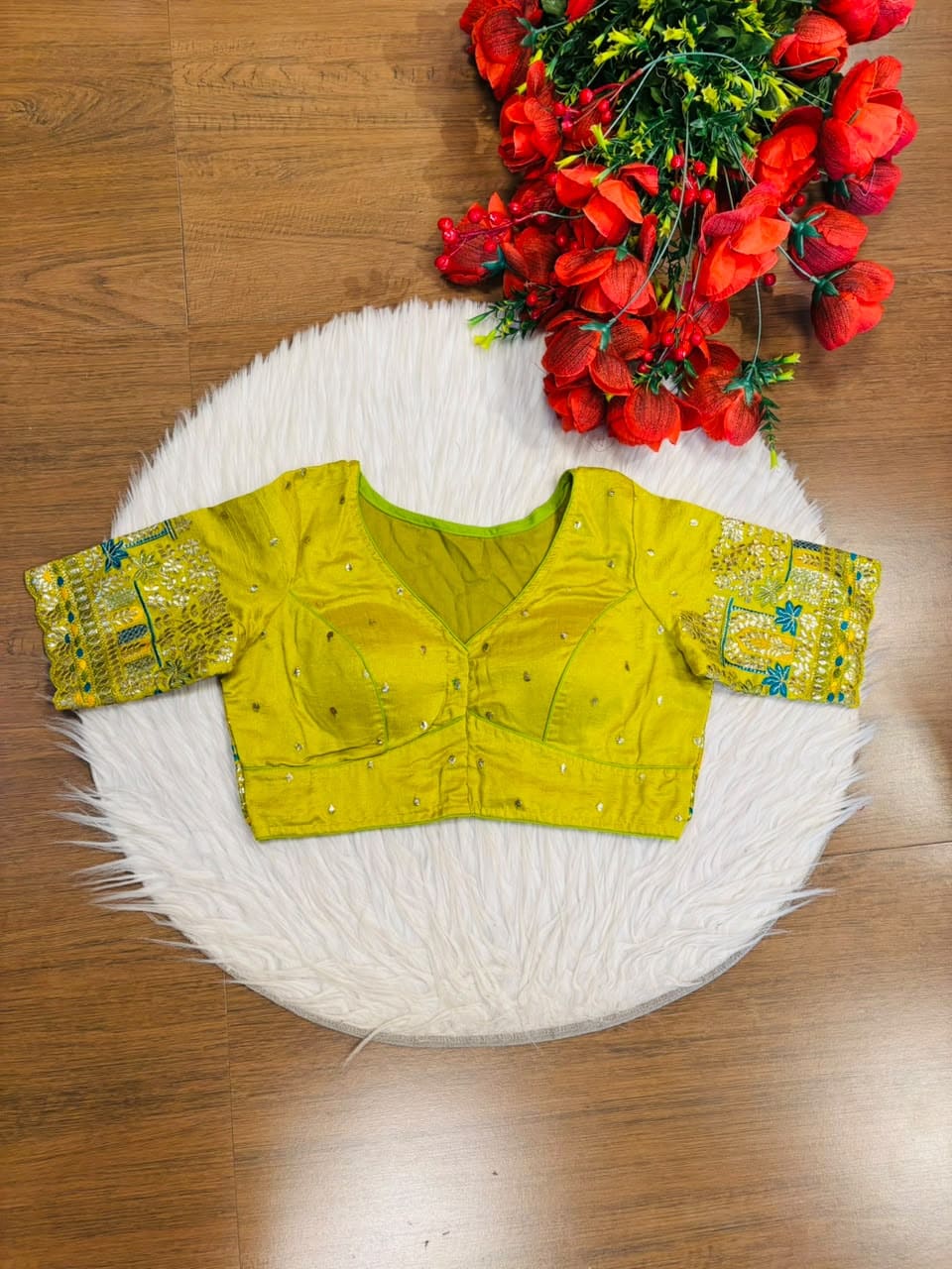 Beyond the Galaxy – Pitai Zari Designer Blouse