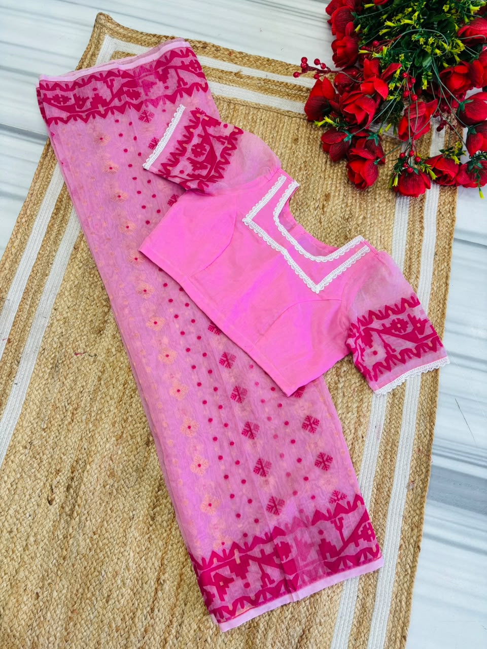 Golapi Golpo Bengal Jamdani Saree With Blouse (Combo)