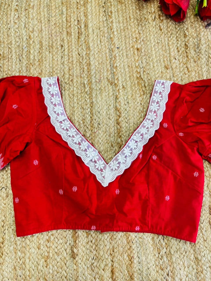 The Tune of Aagomoni Designer Blouse