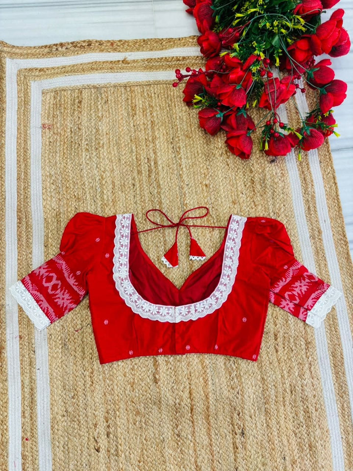 The Tune of Aagomoni Designer Blouse