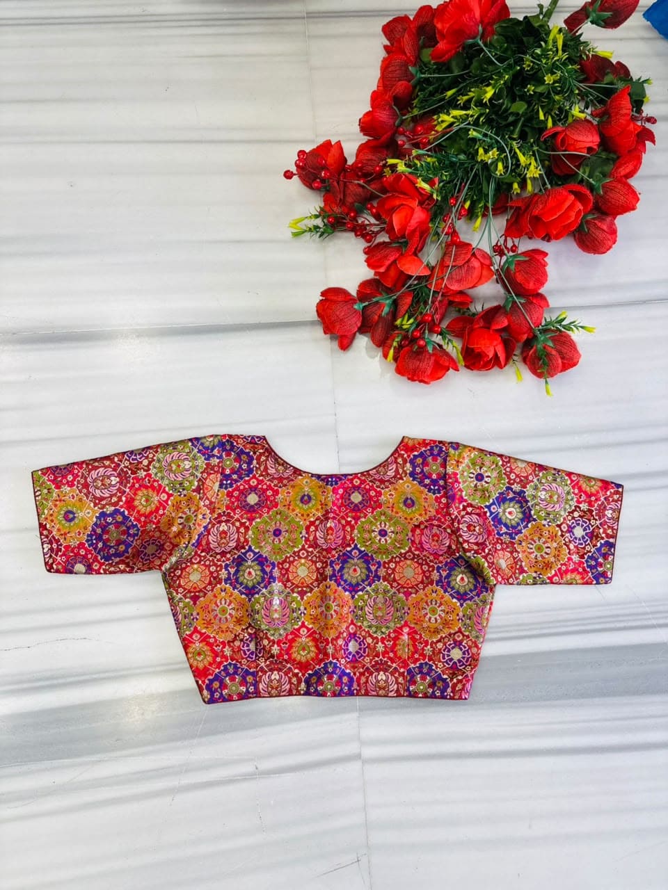 Crown on Repeat- Katan Silk Banarasi Blouse