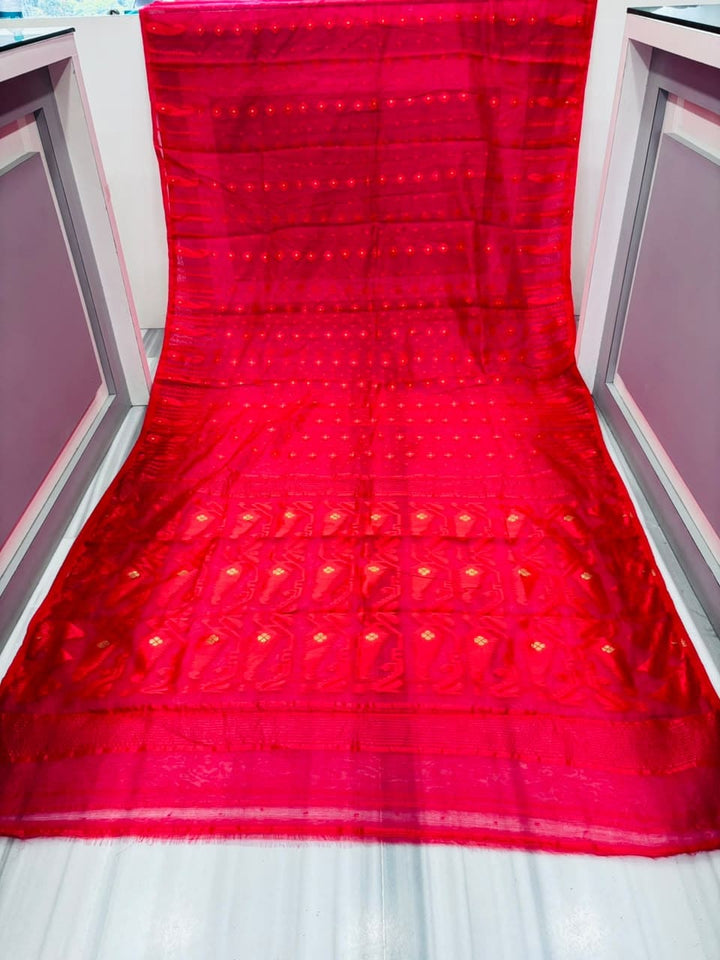 Moner Alo-Bengal Jamdani Saree (Bright Red)