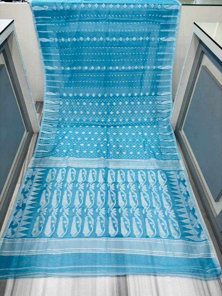 Moner Alo-Bengal Jamdani Saree (Light Sky)