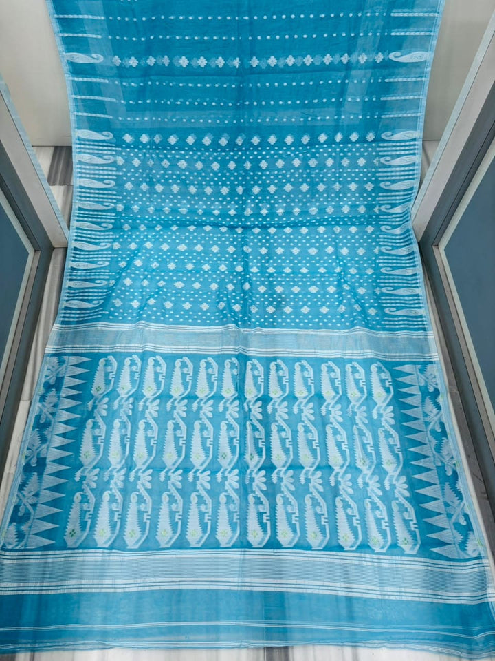 Moner Alo-Bengal Jamdani Saree (Light Sky)