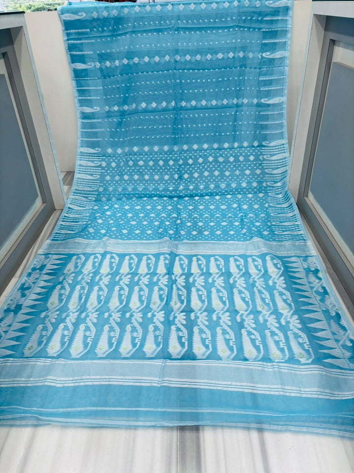Moner Alo-Bengal Jamdani Saree (Light Sky)