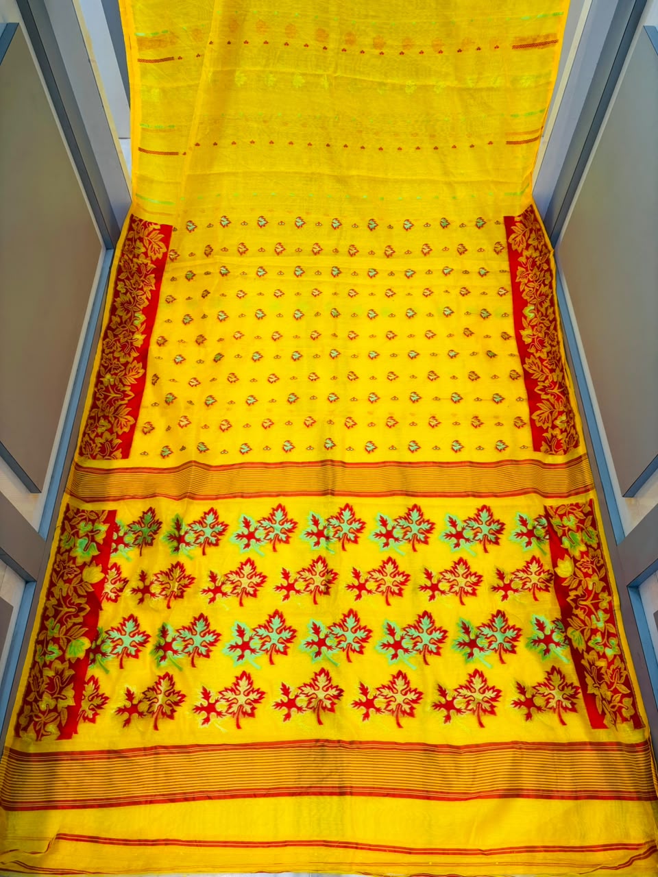 Patralikhan Jamdani Saree