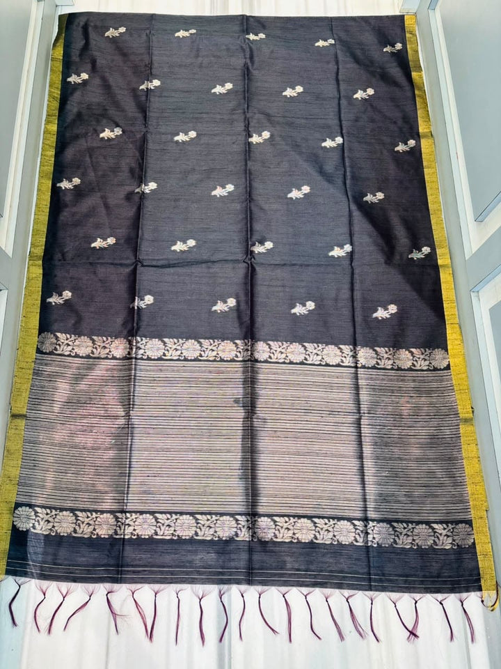 Old Meets New Vogue – Dupian Matka Semi Silk Saree (Dual-tone)