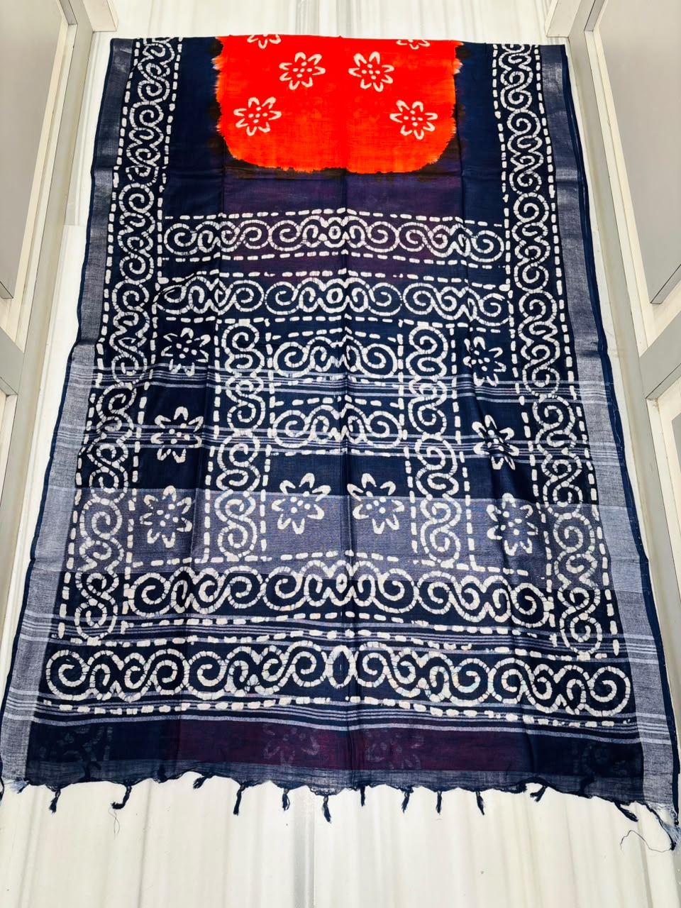 Ronger Porosh (রঙের পরশ) Cotton Linen Saree