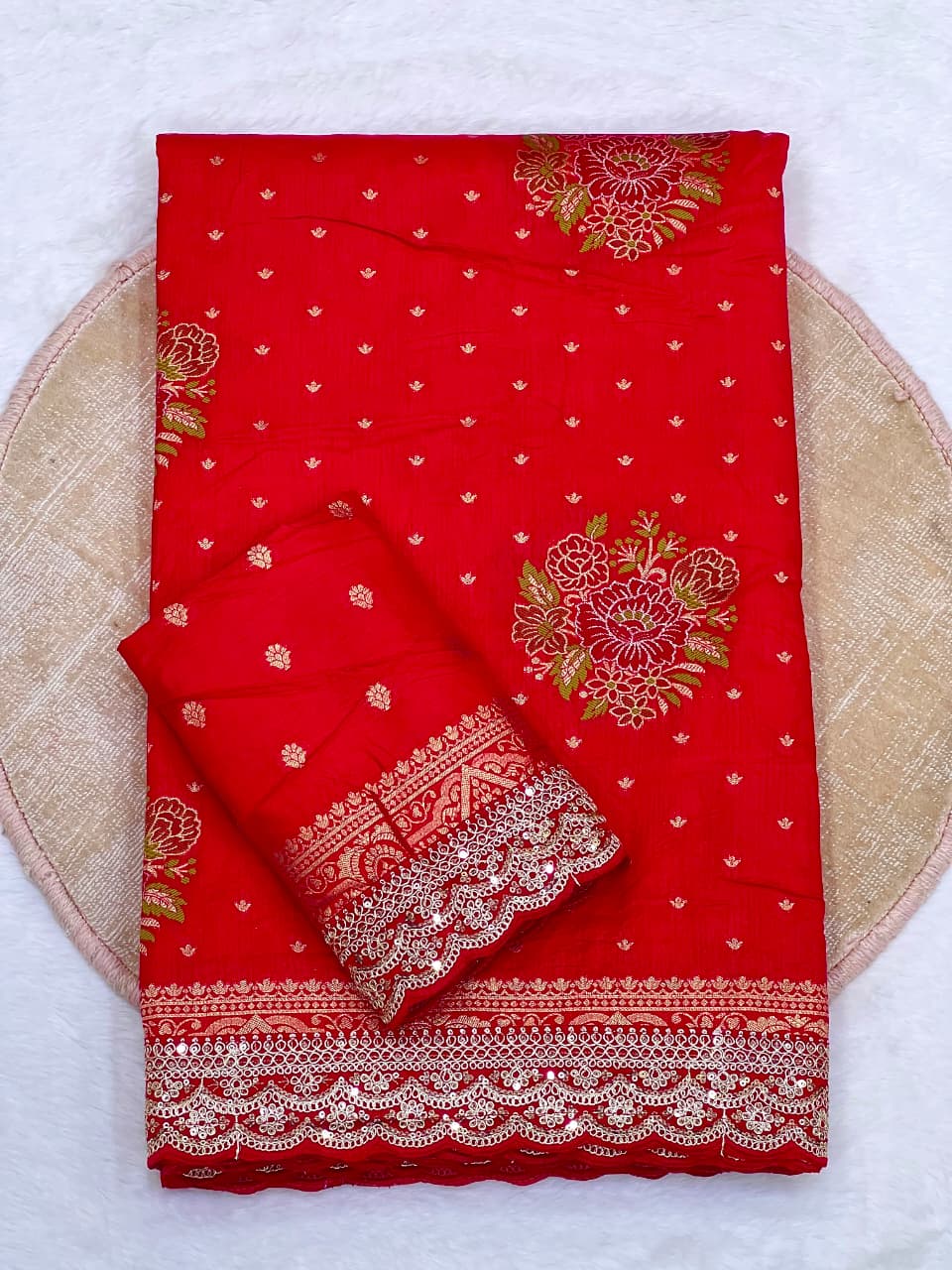 Noor-e-Banaras – Premium Dola Silk Saree