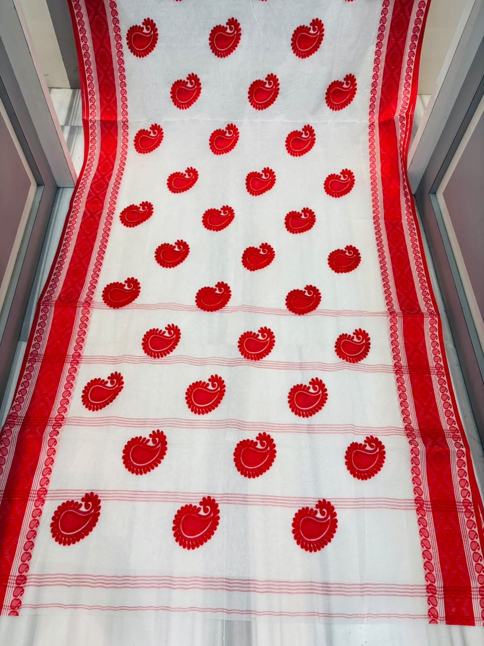 Ashtami Tangail Tant Cotton Saree (Paisley Embroidery)