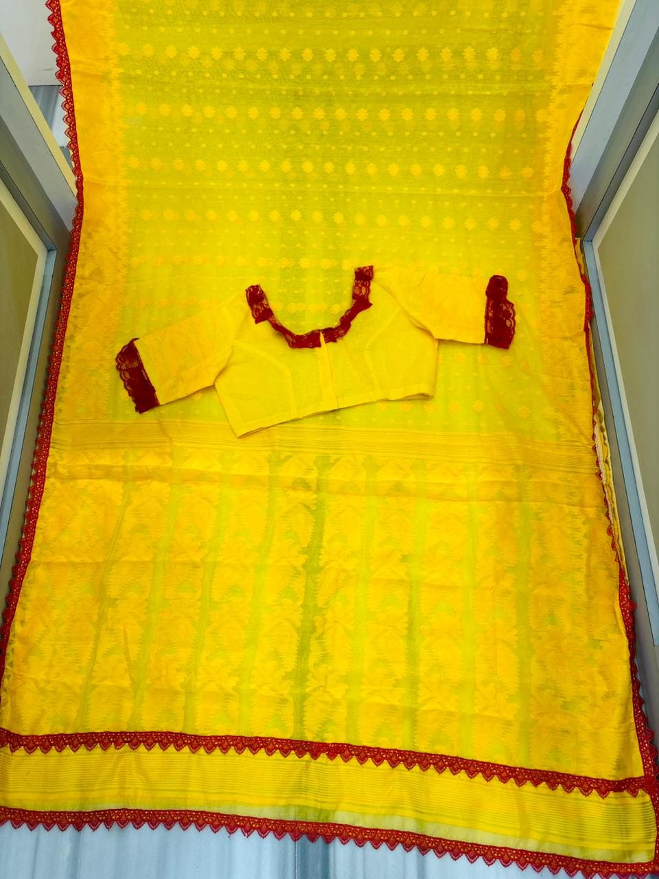 Aradhana Bengal Jamdani Saree with Blouse (Combo)