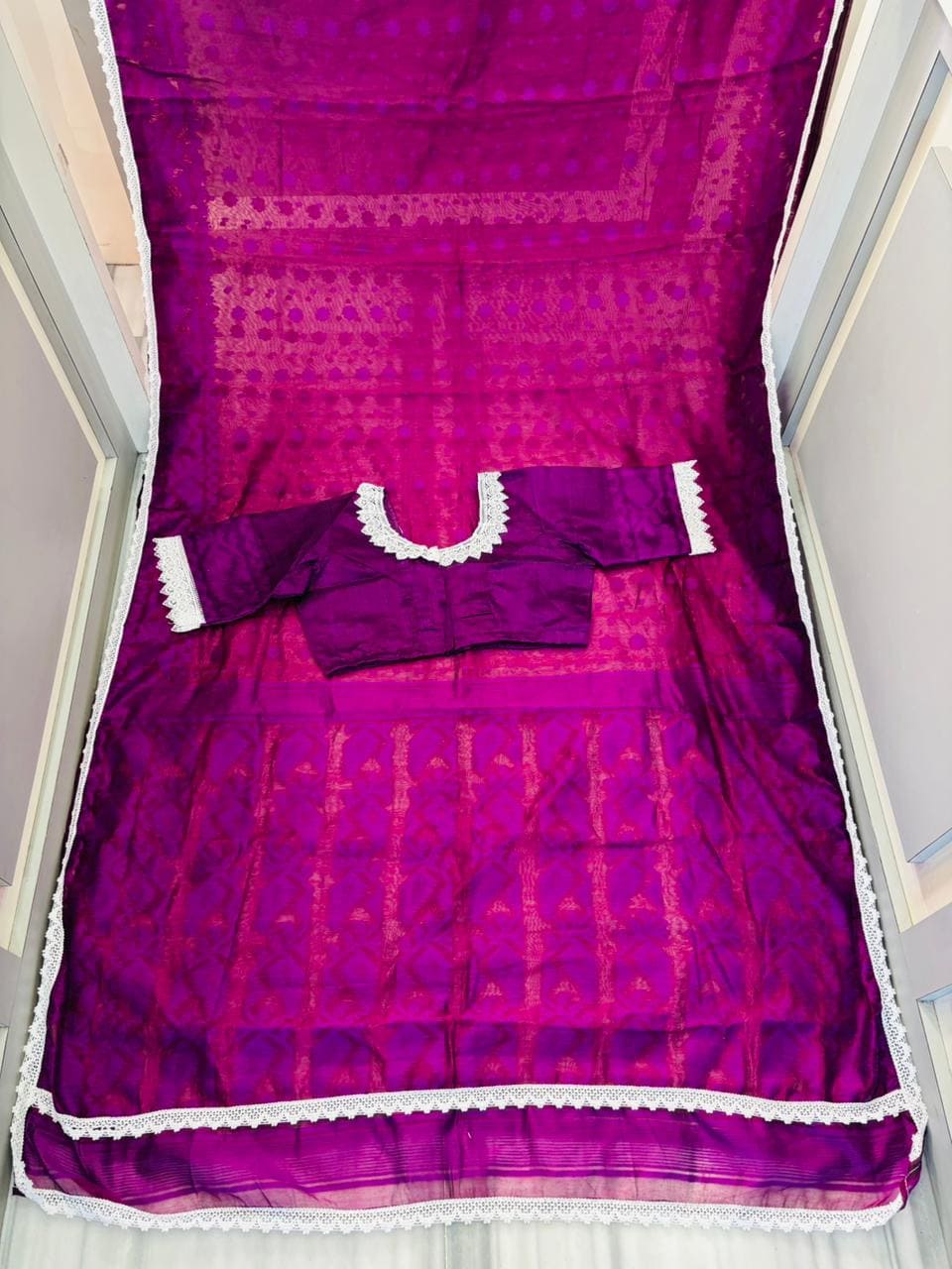 Aradhana Bengal Jamdani Saree with Blouse (Combo)