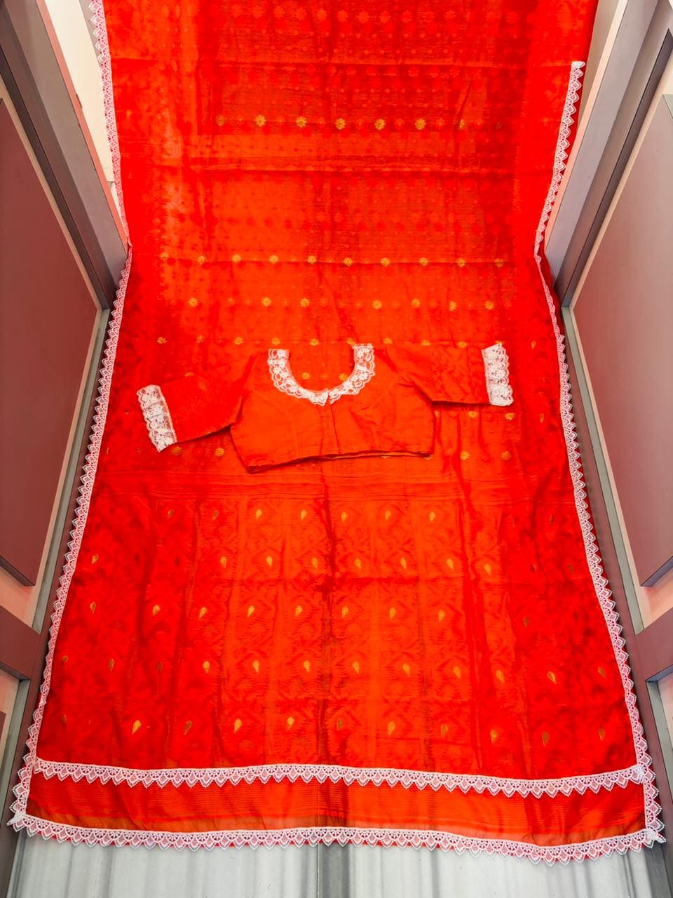 Aradhana Bengal Jamdani Saree with Blouse (Combo)