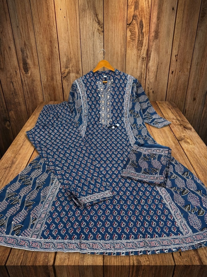 Aavira Ethnic - Cotton Kurti Set