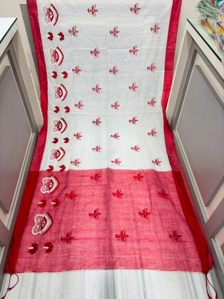 Agomoni Sur (আগমনী সুর)Cotton ( Semi) Saree with Embroidered Work