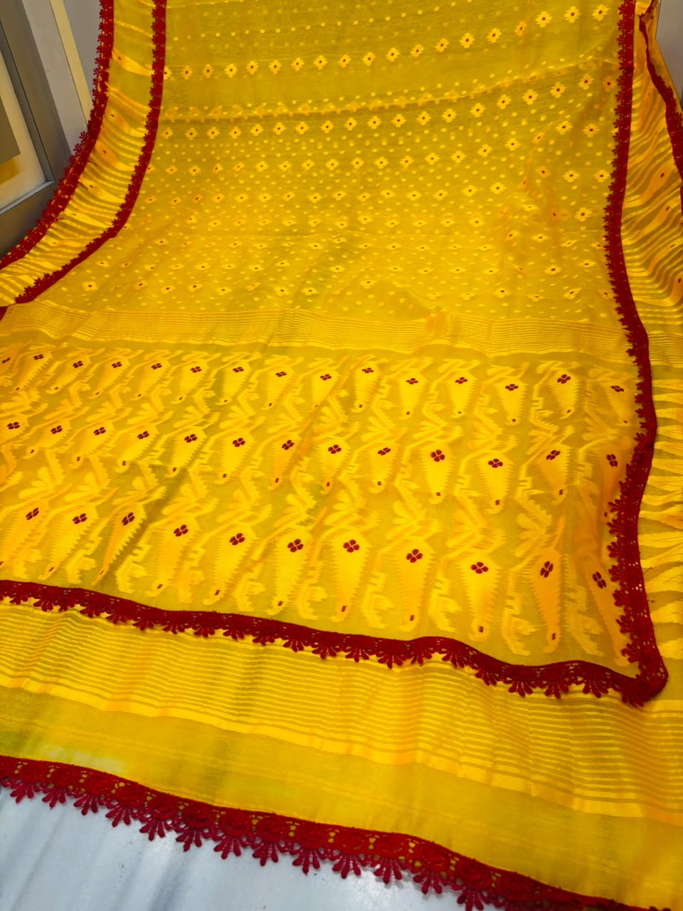 অনন্যা Ananya Bengal Jamdani Saree (Yellow& Red)