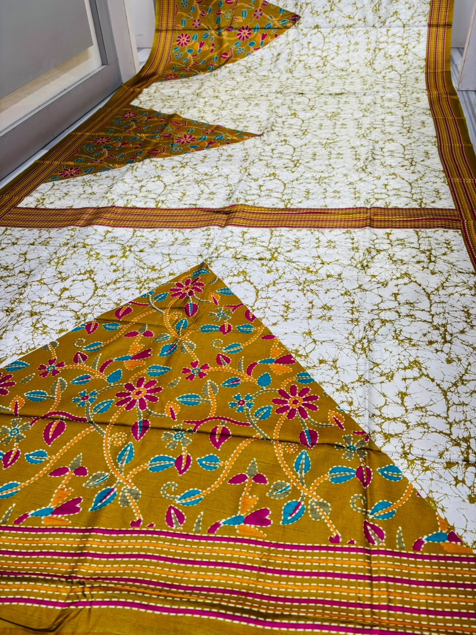 Trikon Ranga Fancy Silk Saree