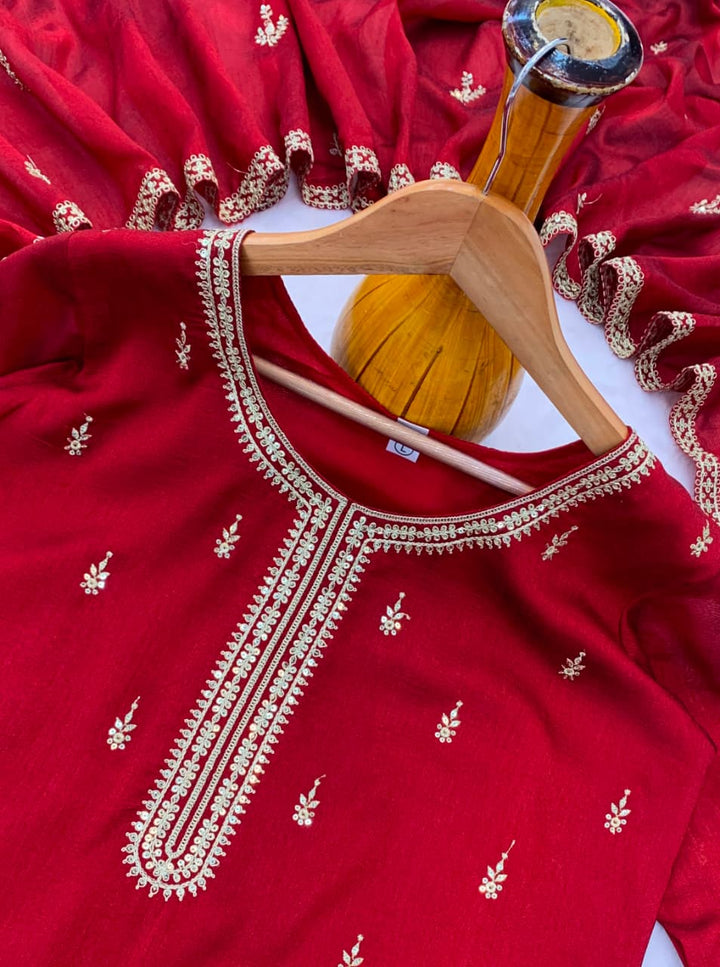 The Modern World Cotton Kurti Set