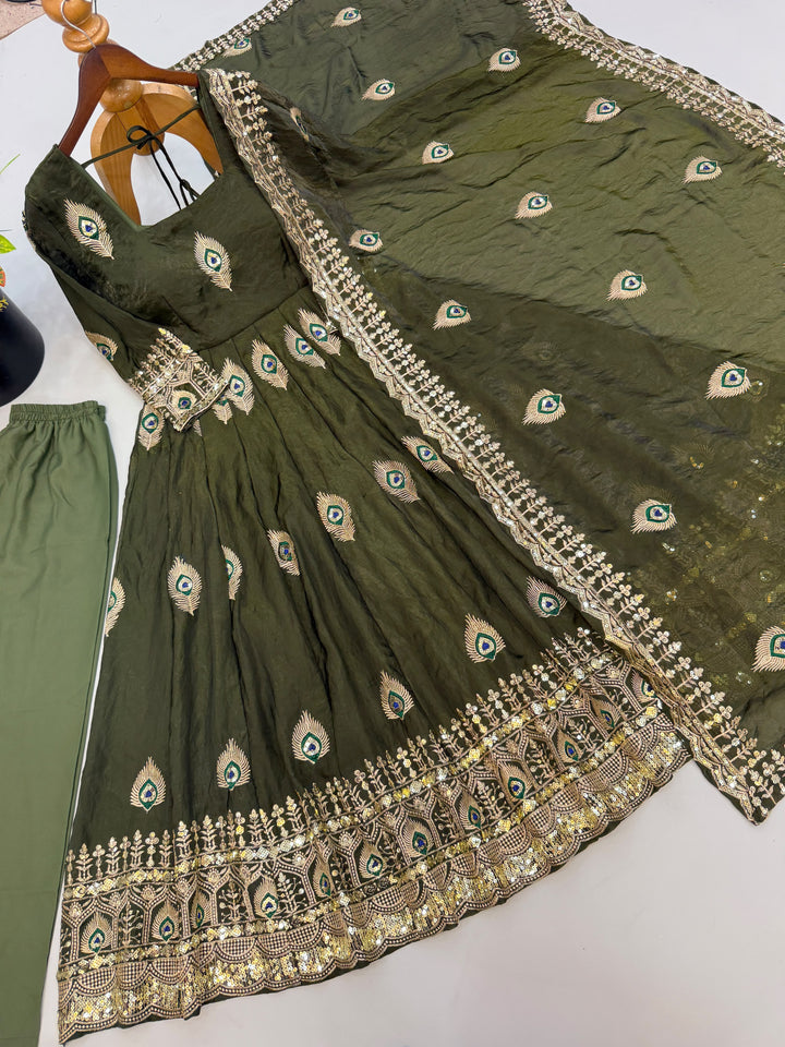 Mor Pankh Royale Gown Set