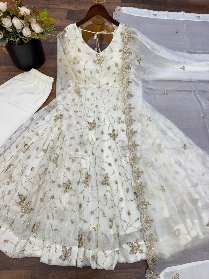 Pearl of Grace – Fendy Silk Embroidered Gown Set