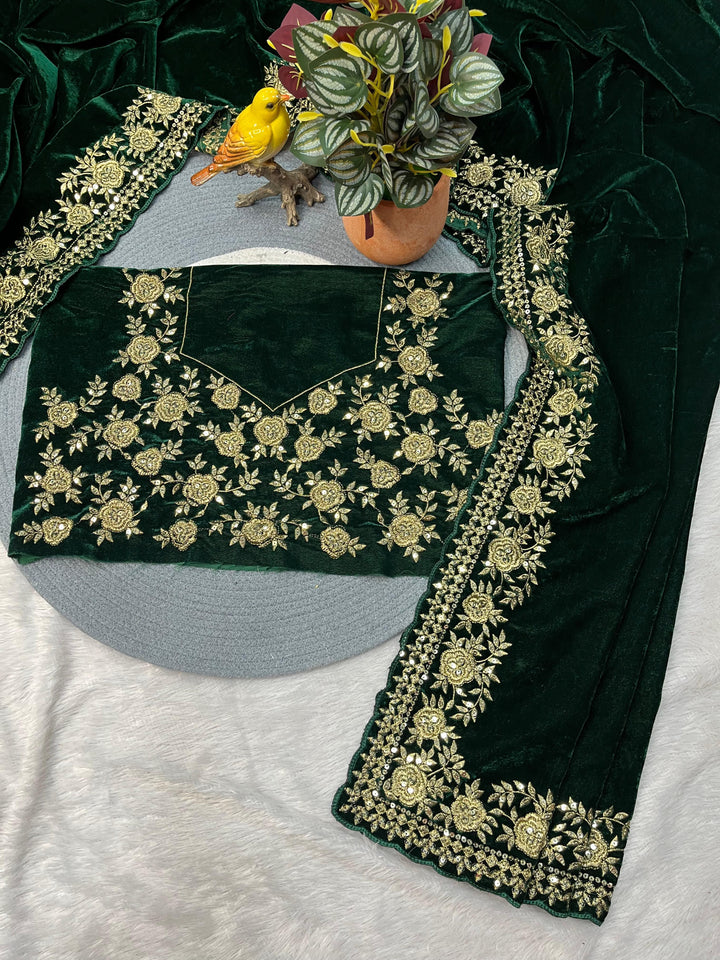 Silence of Luxury Viscose Velvet Sequin Embroidered Saree