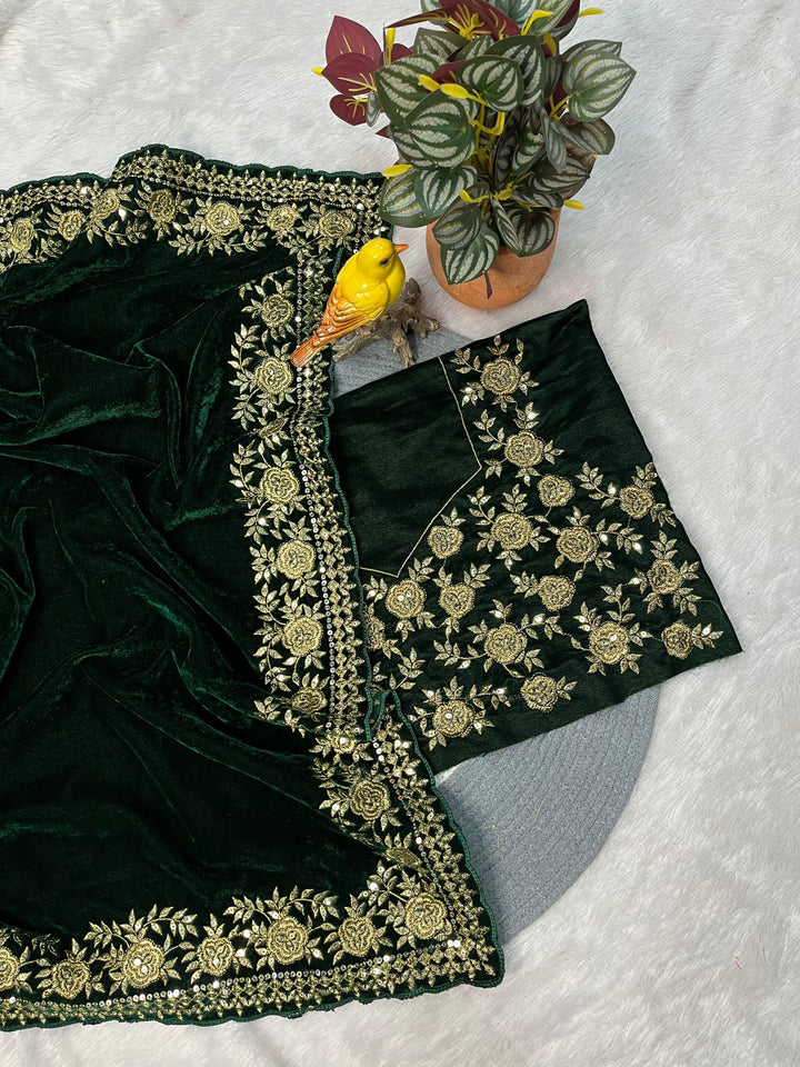 Silence of Luxury Viscose Velvet Sequin Embroidered Saree