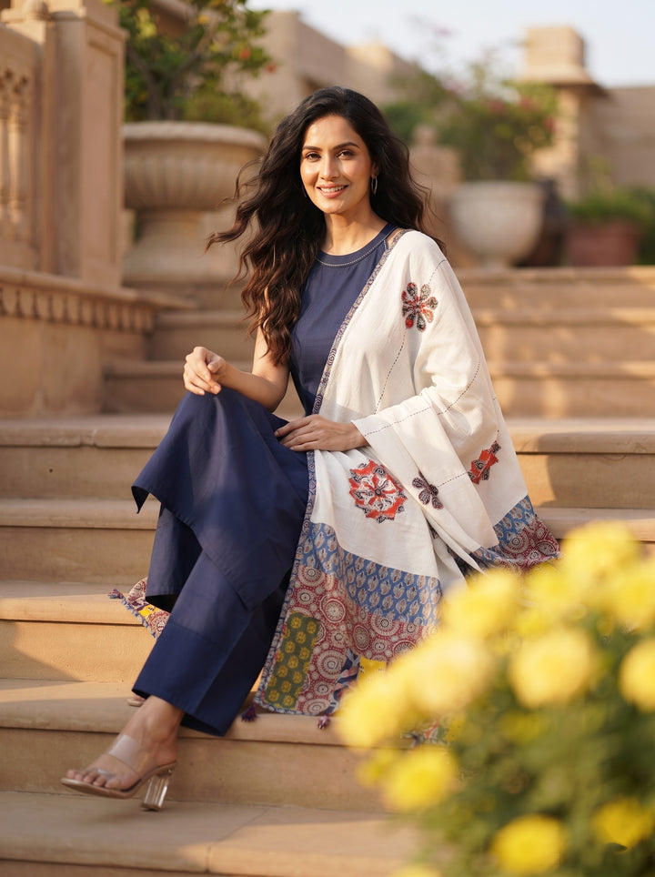 Soft Bloom 3 Pcs Kurti Set