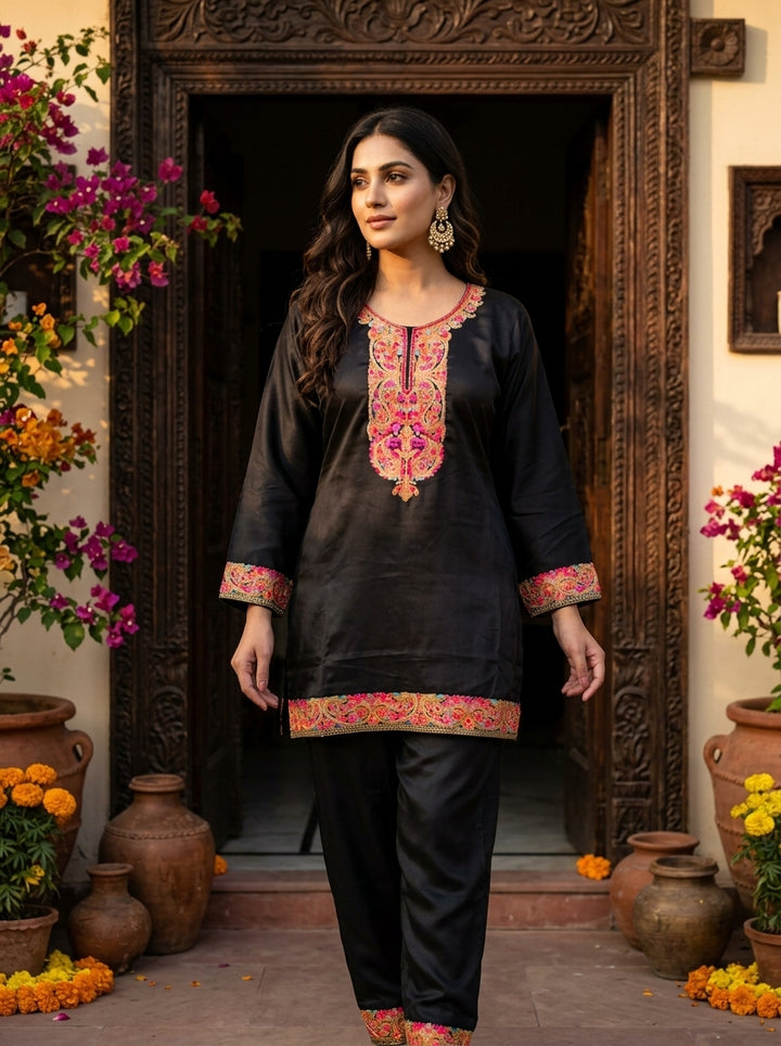 Crown of Kashmir - Special Kurti With Pant