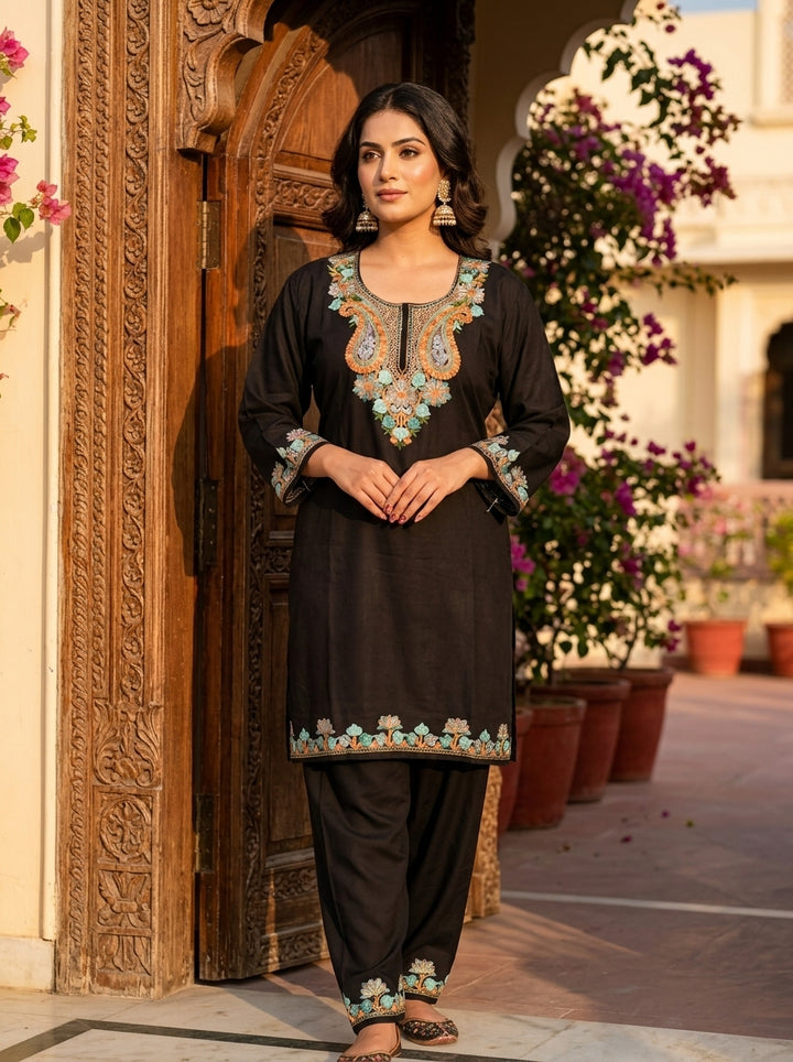 Heaven Like Kashmir - Special Kurti With Pant
