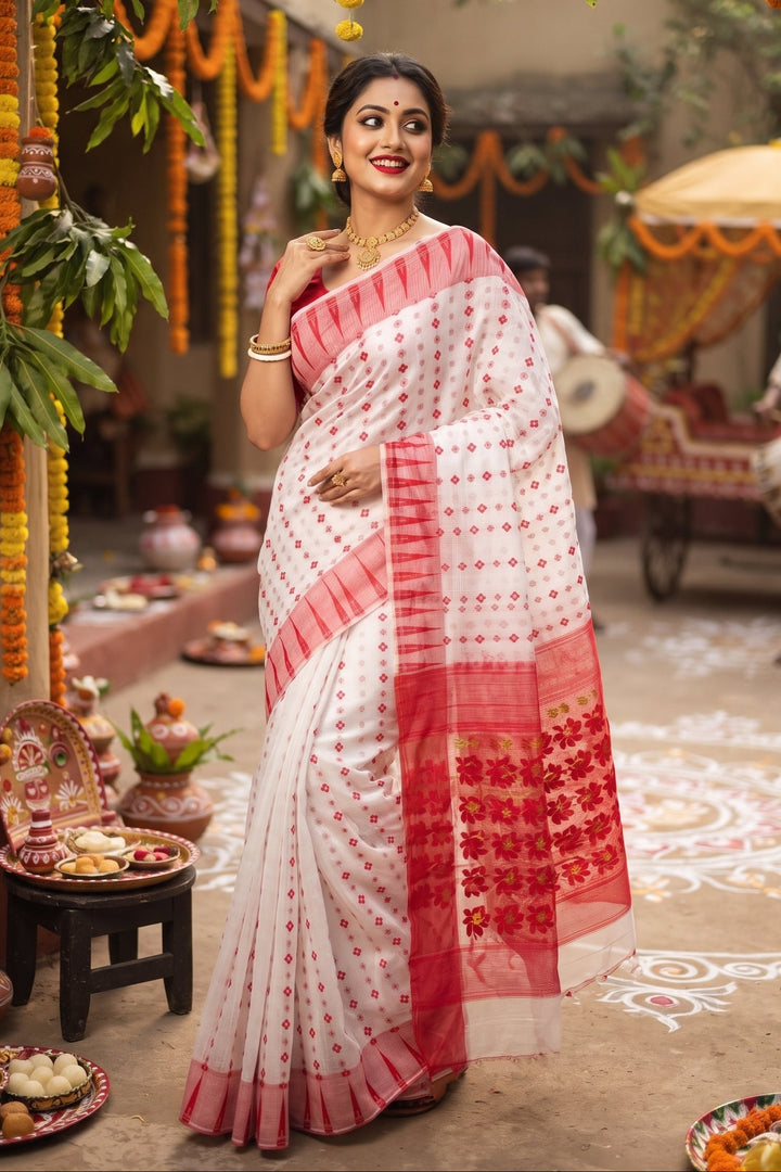 Suranjali Bengal Jamdani Saree (Red White)