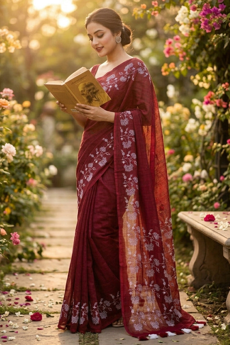 Bangarup (বঙ্গরূপ)– The Beauty of Bengal Embroidered Saree