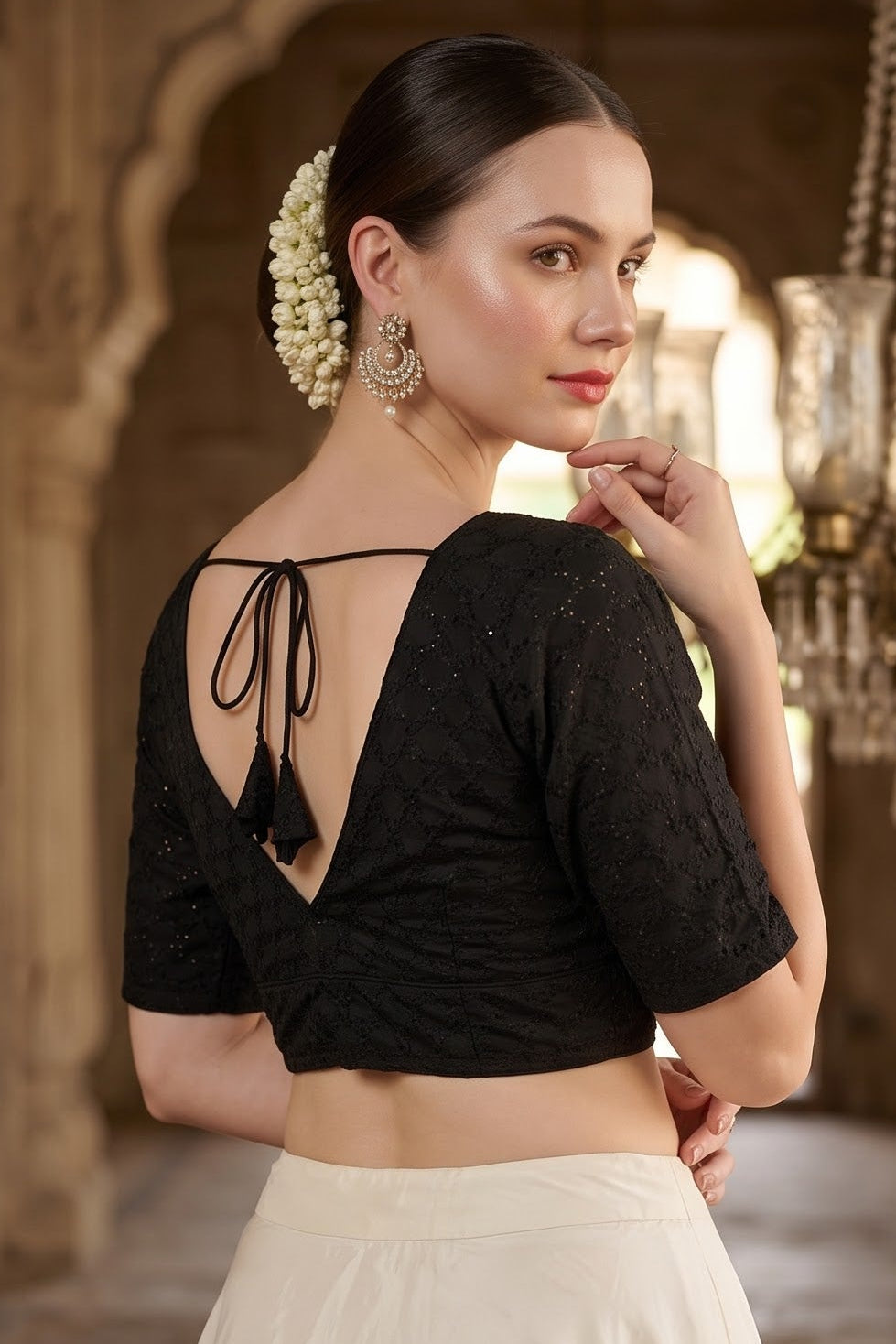 The Jewel Of Elegance Hakoba Blouse