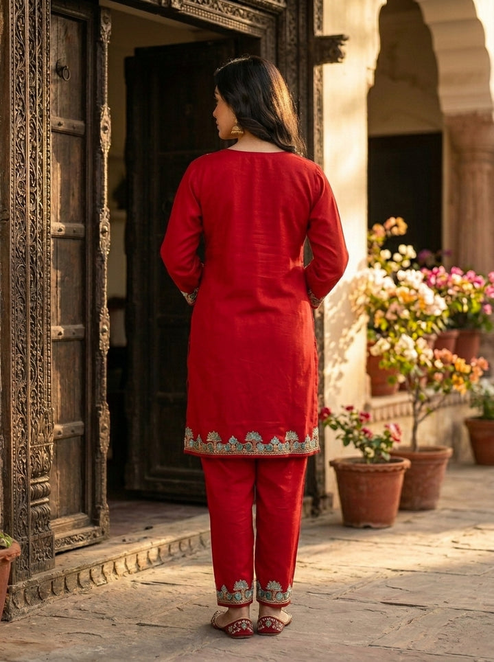 Heaven Like Kashmir - Special Kurti With Pant