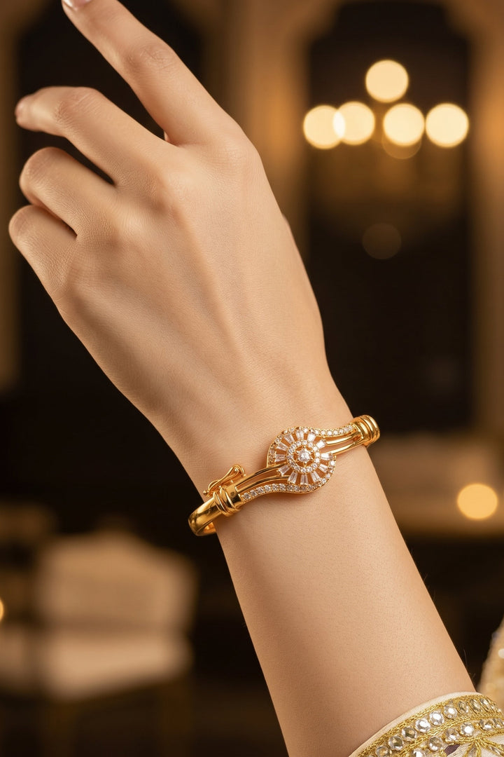 Style That Trends Sleek Bracelet