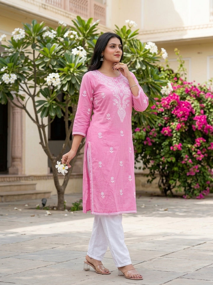 Contrasting Color With Kurti Set