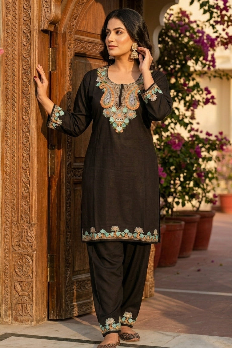 Heaven Like Kashmir - Special Kurti With Pant