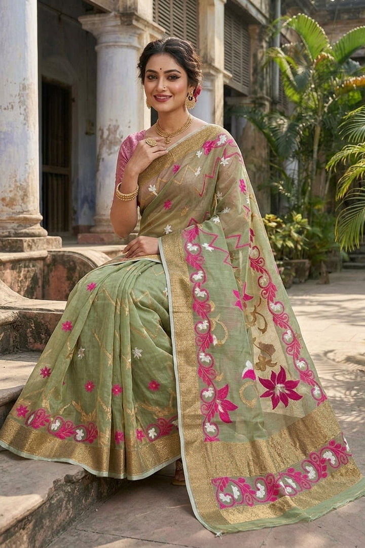 Nirjharini Dhakai Jamdani Saree