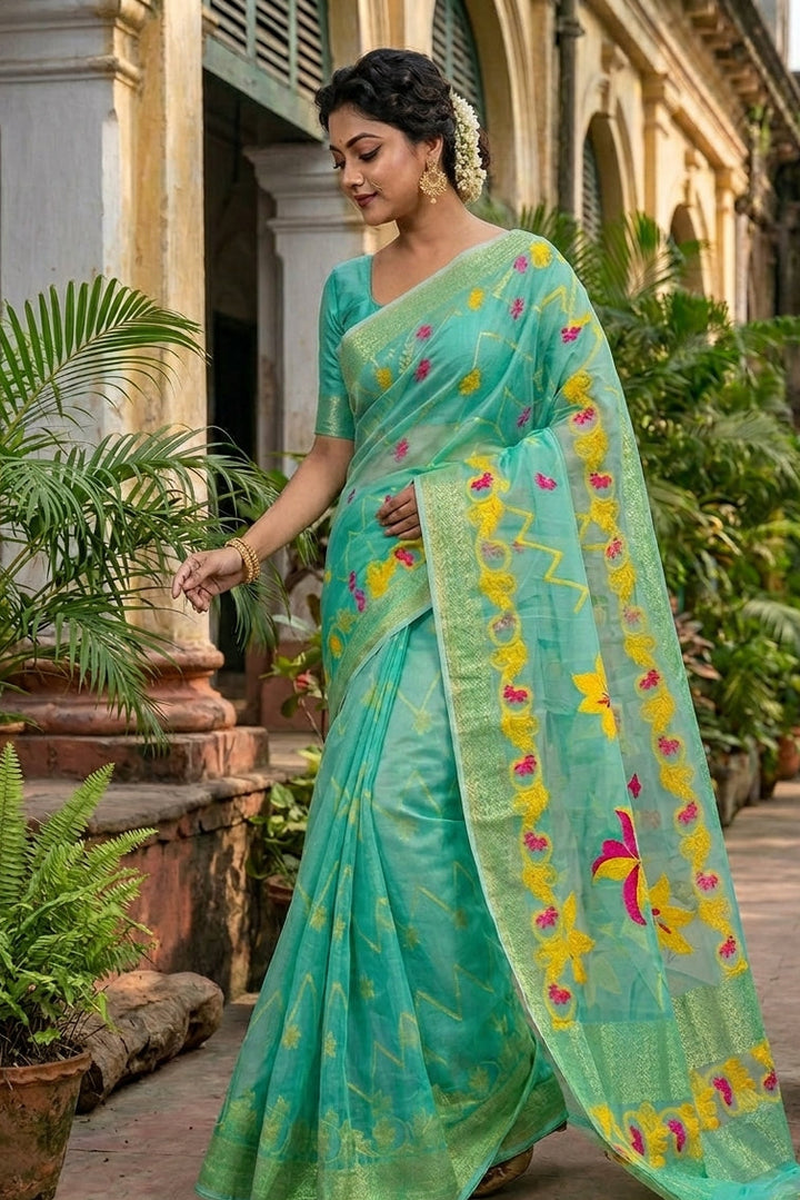 Nirjharini Dhakai Jamdani Saree