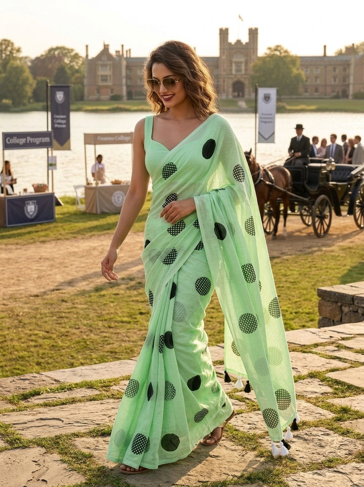Meadow Dots Mul Cotton Saree
