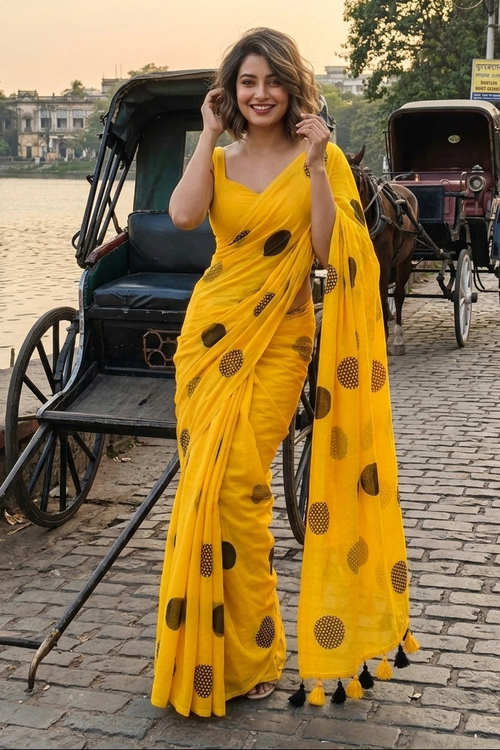 Meadow Dots Mul Cotton Saree