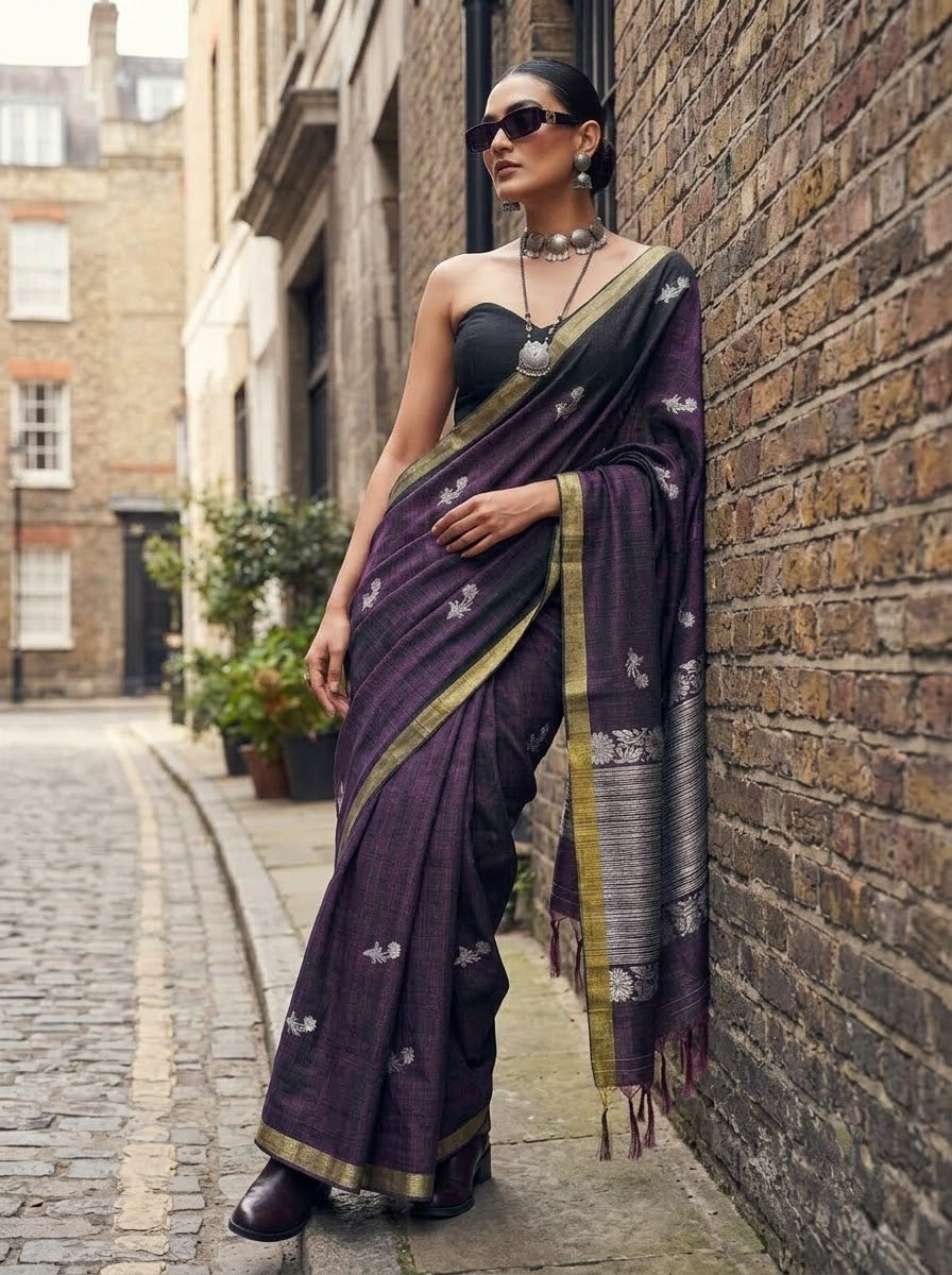 Old Meets New Vogue – Dupian Matka Semi Silk Saree (Dual-tone)