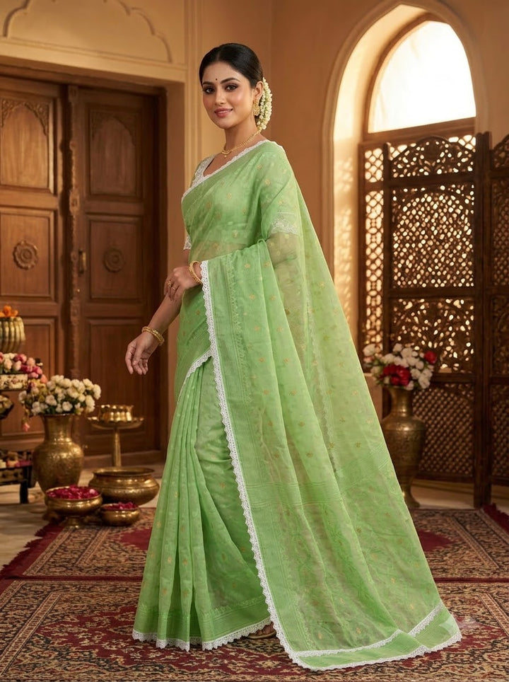 Aradhana Bengal Jamdani Saree with Blouse (Combo)