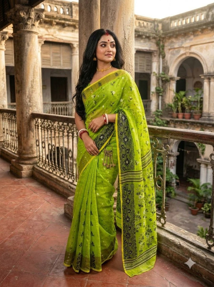 Shonarika Bengal Jamdani Saree With Stone Work