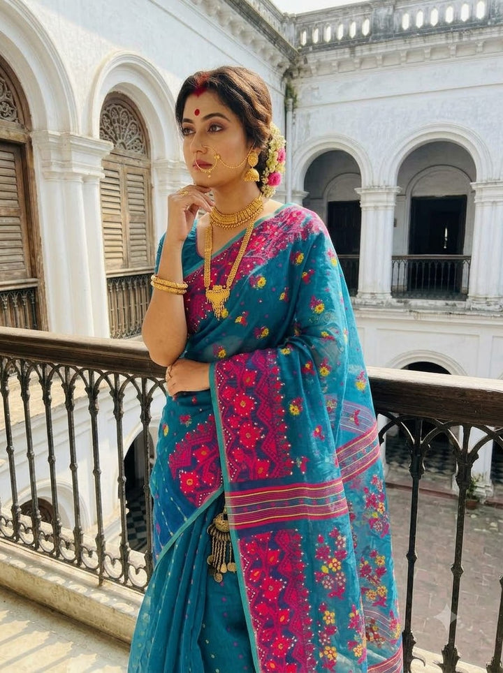 Shonarika Bengal Jamdani Saree With Stone Work