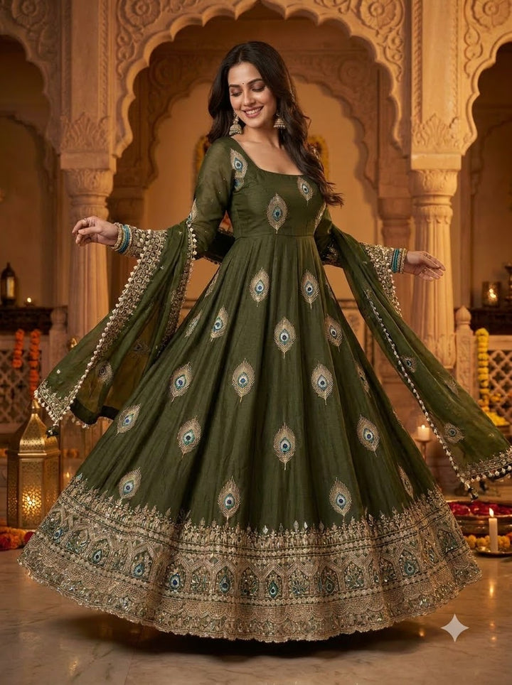 Mor Pankh Royale Gown Set