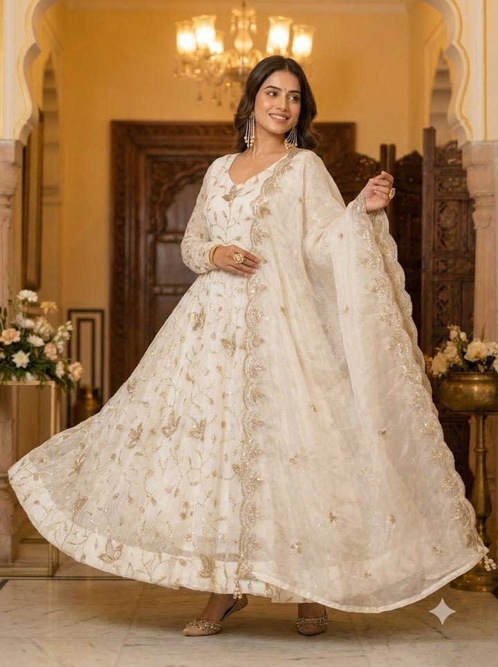 Pearl of Grace – Fendy Silk Embroidered Gown Set
