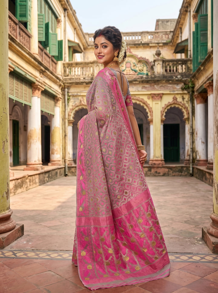Swarnamayi Jamdani Saree