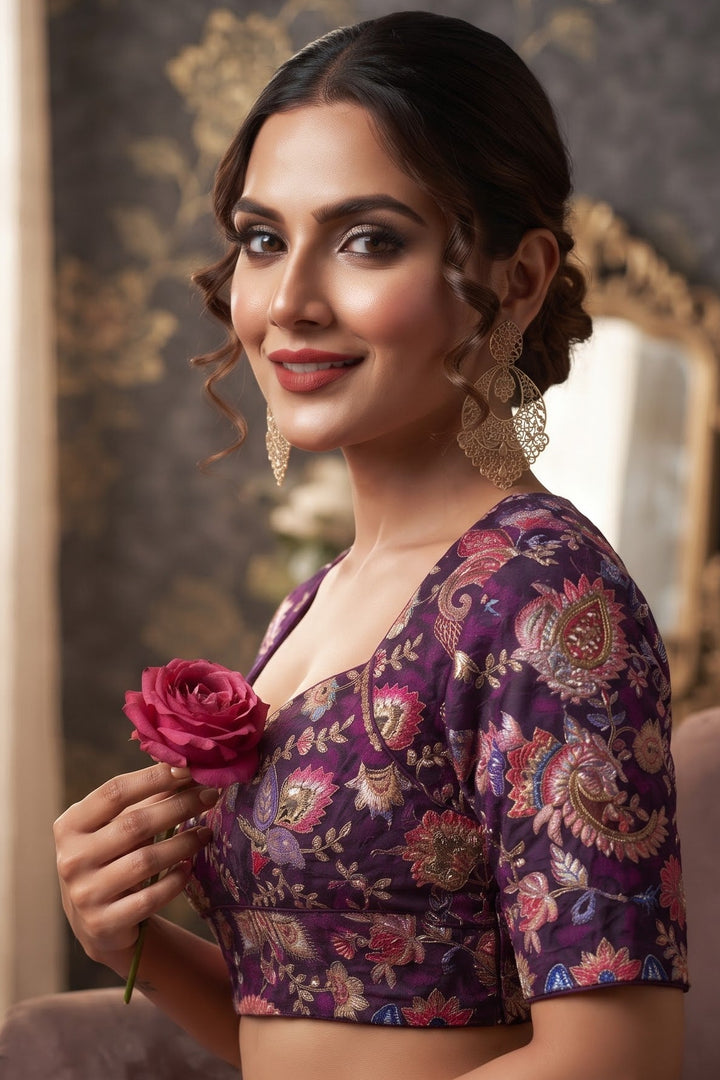 Own The Crown – Designer Zari & Sequins Crepe Blouse